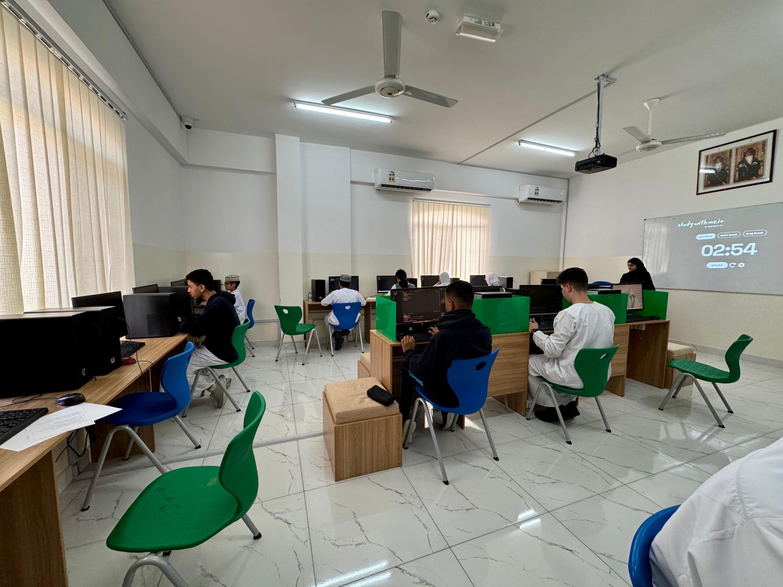 فعالية بايثون هكاثون (2)